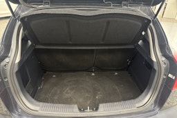 sininen Kia Rio 2016 kuva 28.