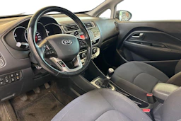 ruskea (beige) Kia Rio 2016 kuva 3.