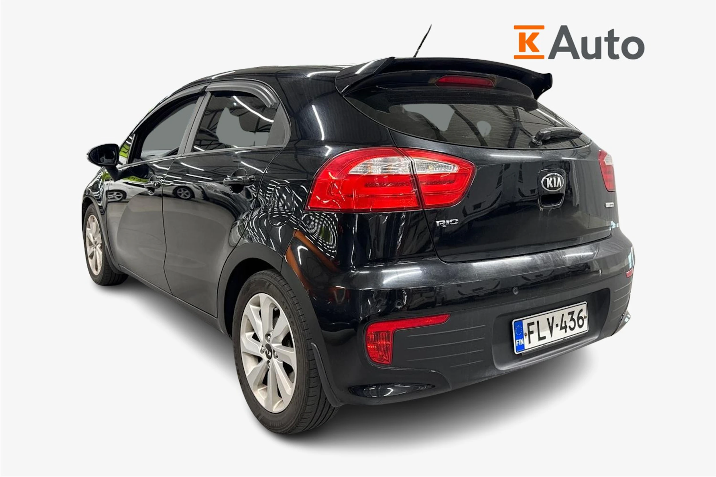 musta Kia Rio 2016 kuva 2.