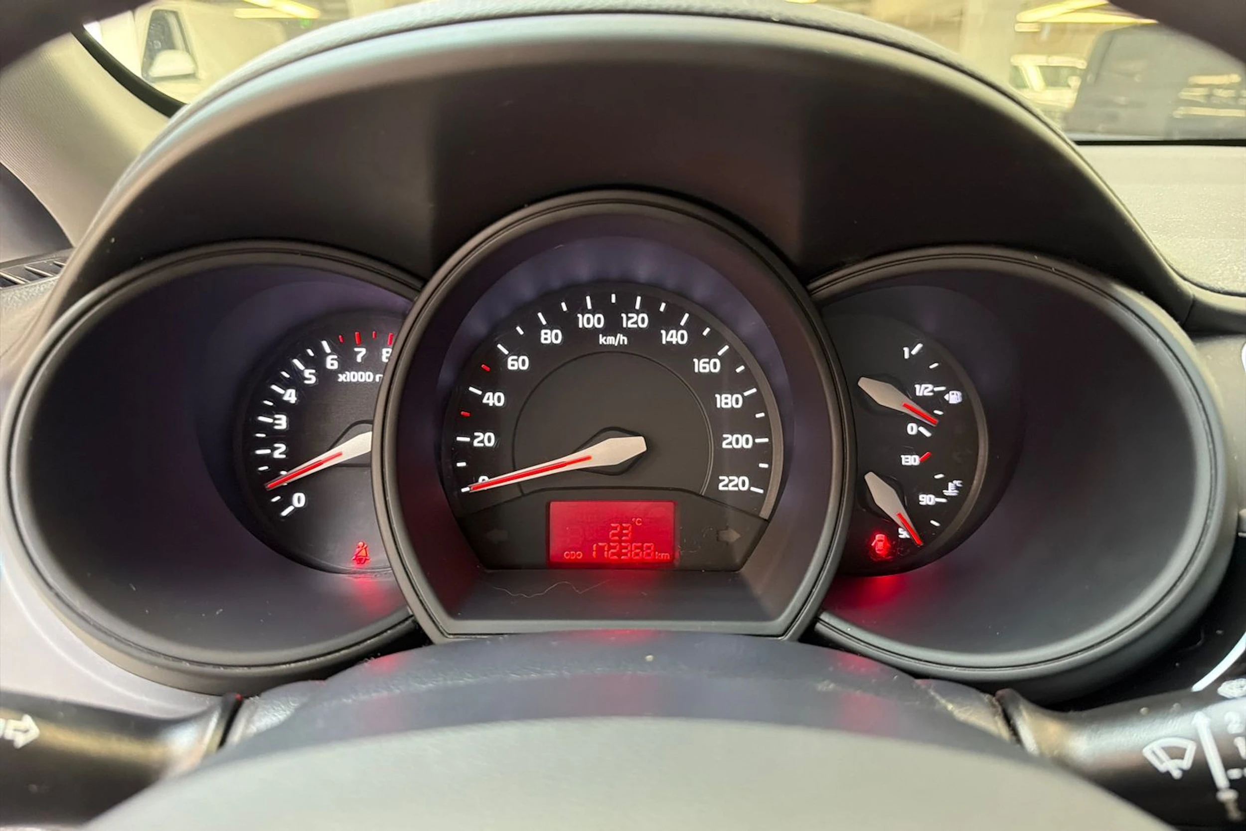 musta Kia Rio 2016 kuva 11.