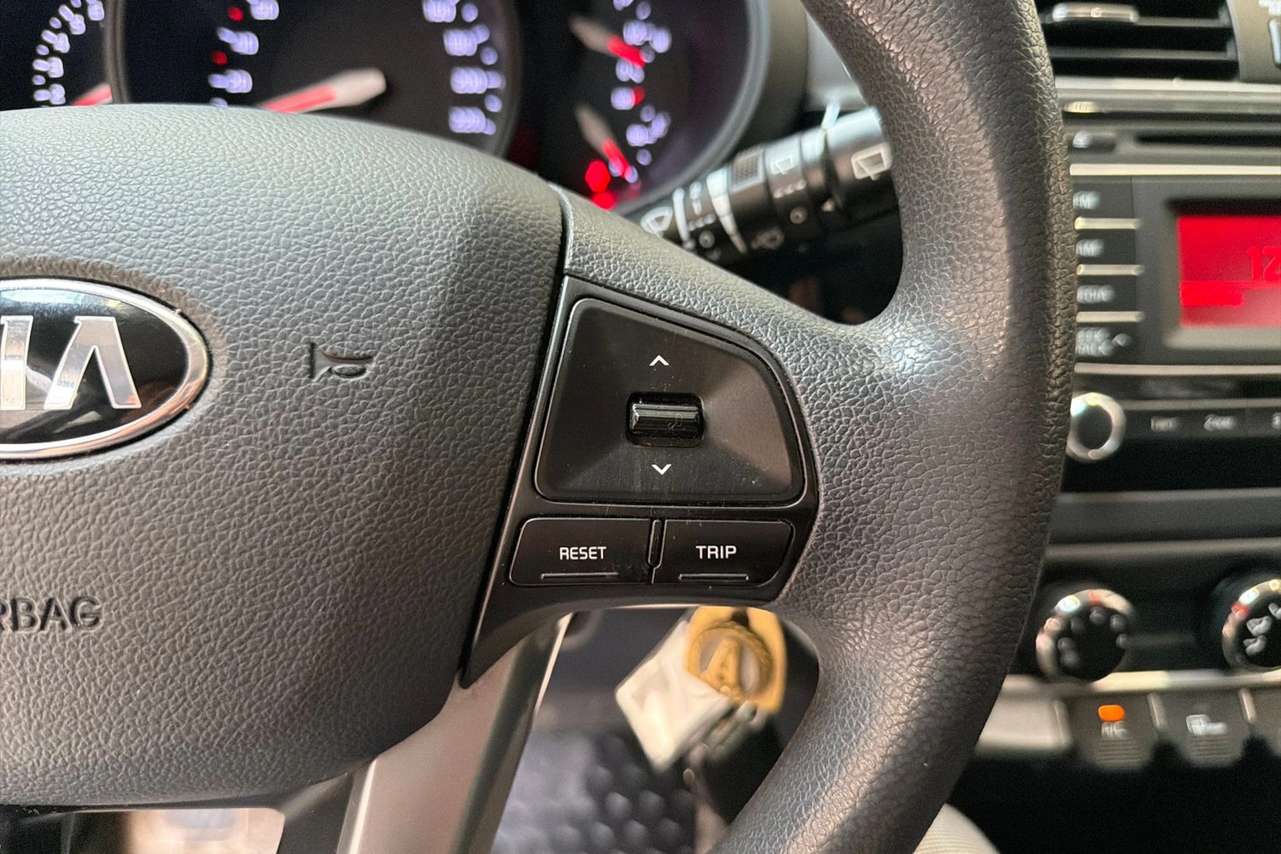 musta Kia Rio 2016 kuva 15.