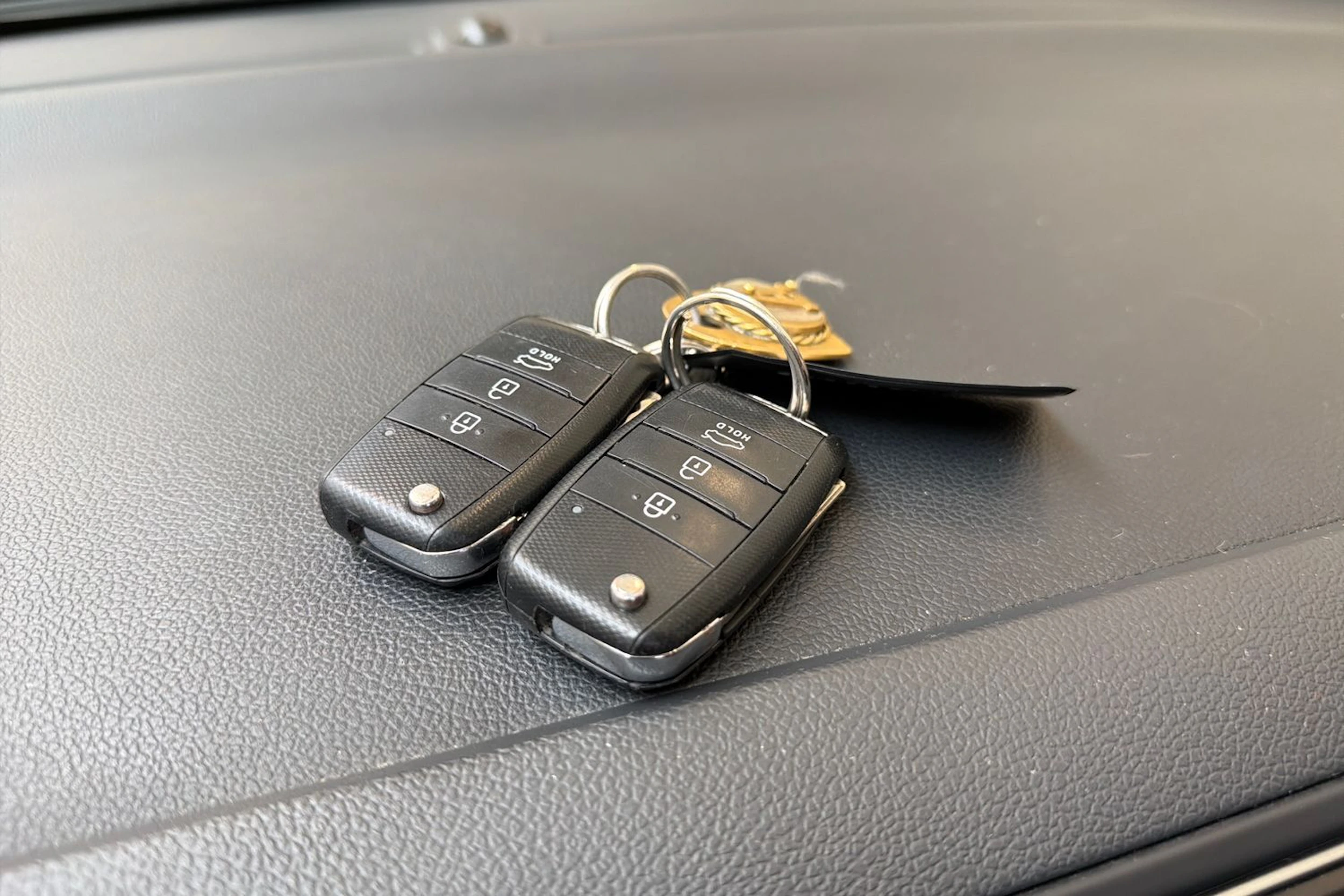 musta Kia Rio 2016 kuva 18.