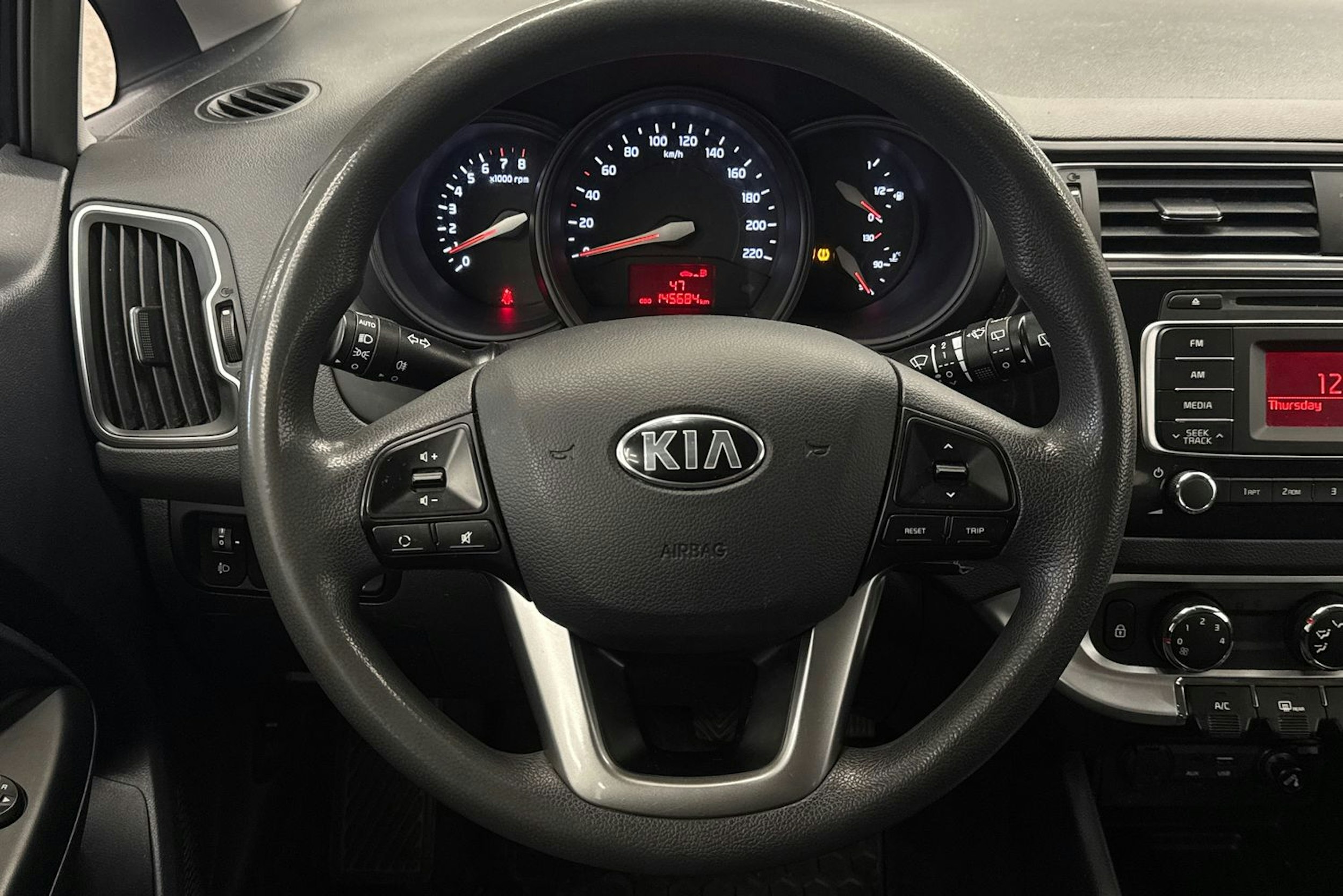 musta Kia Rio 2016 kuva 14.