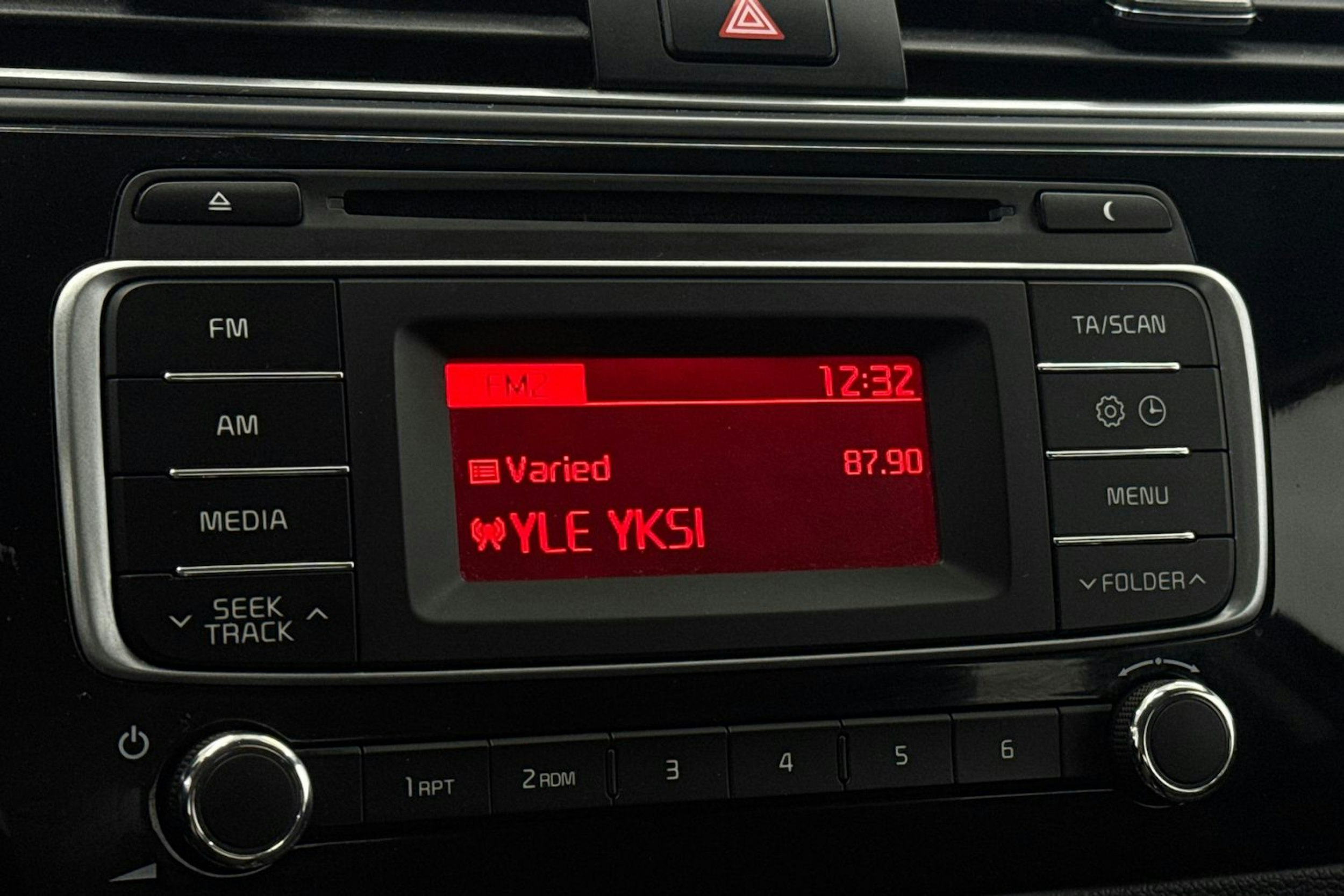 musta Kia Rio 2016 kuva 26.