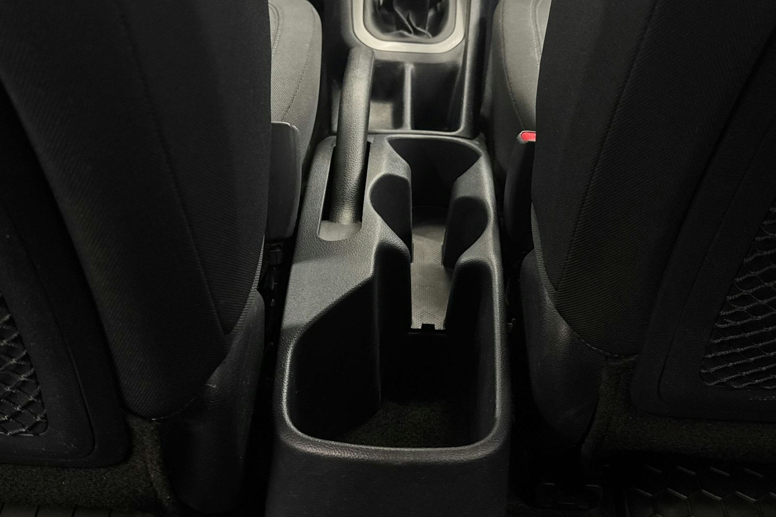 musta Kia Rio 2016 kuva 30.