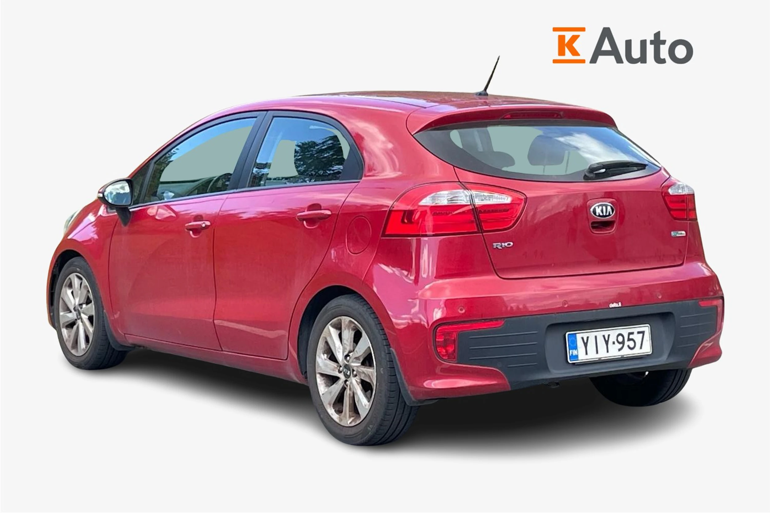 Punainen Kia Rio 2016 kuva 2.