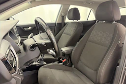 Harmaa Kia Rio 2017 kuva 12.