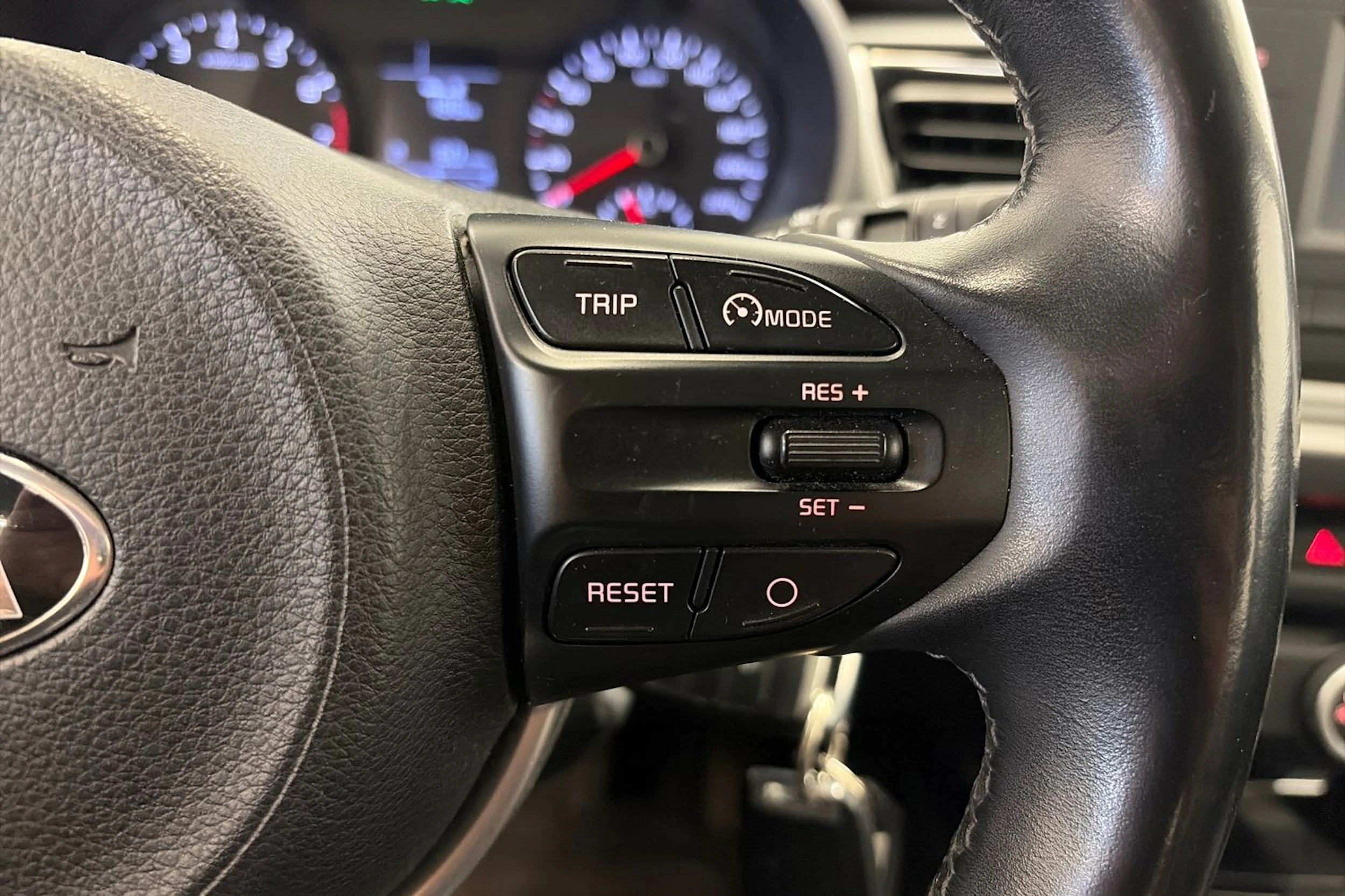Harmaa Kia Rio 2017 kuva 15.