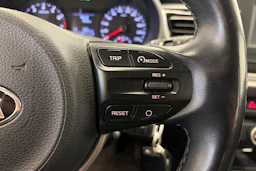 Harmaa Kia Rio 2017 kuva 15.