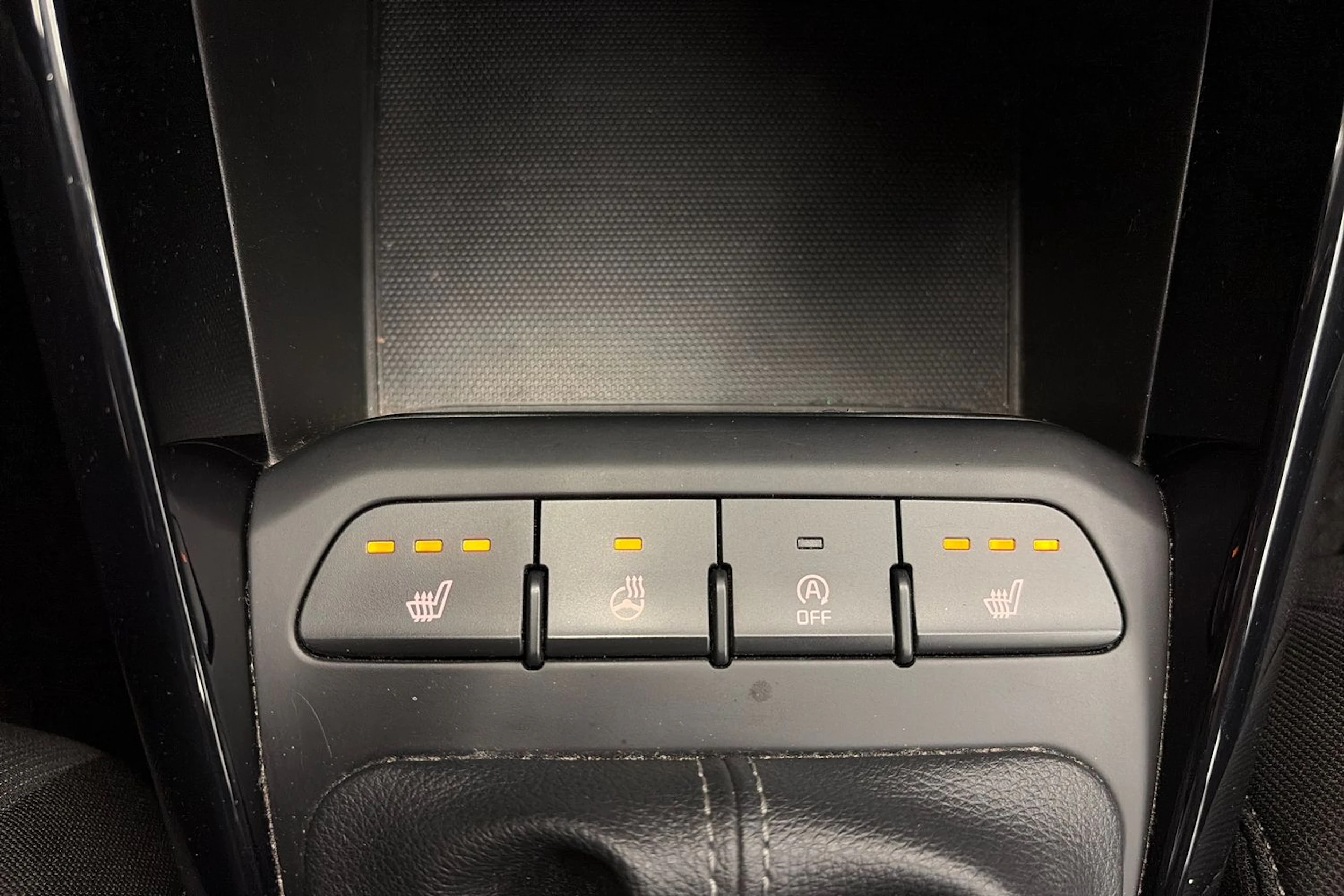 Harmaa Kia Rio 2017 kuva 21.