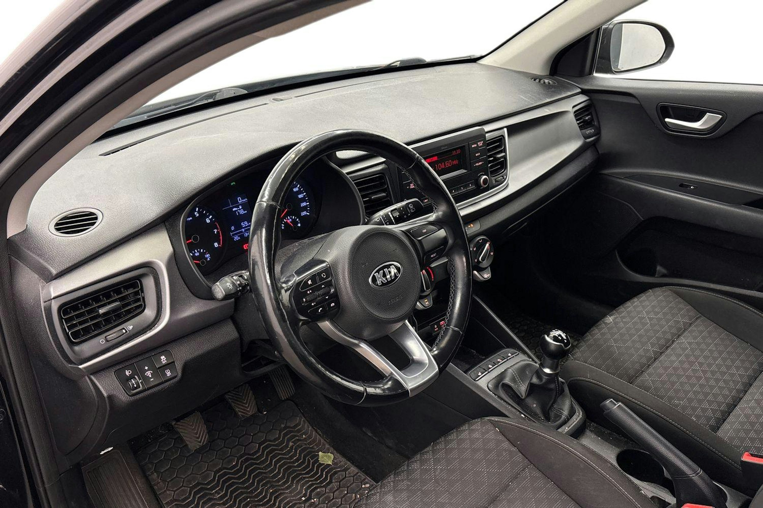 musta Kia Rio 2017 kuva 3.
