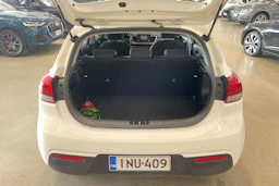 valkoinen Kia Rio 2017 kuva 23.