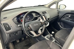 valkoinen Kia Rio 2017 kuva 9.
