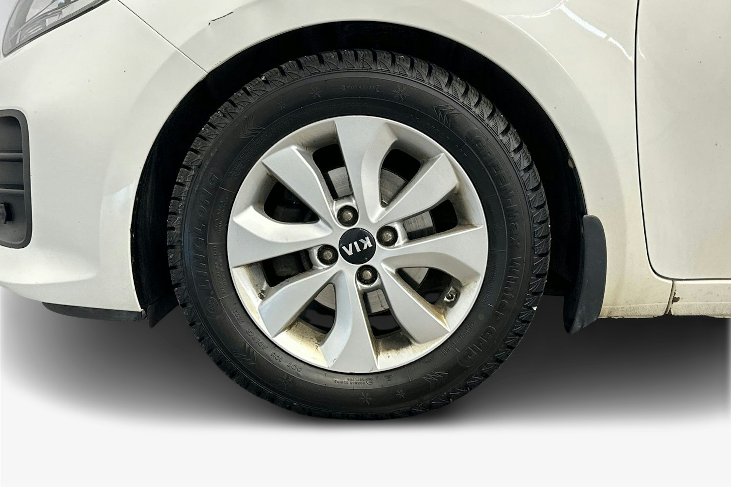 valkoinen Kia Rio 2017 kuva 11.