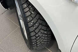 valkoinen Kia Rio 2017 kuva 13.