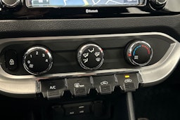 valkoinen Kia Rio 2017 kuva 25.