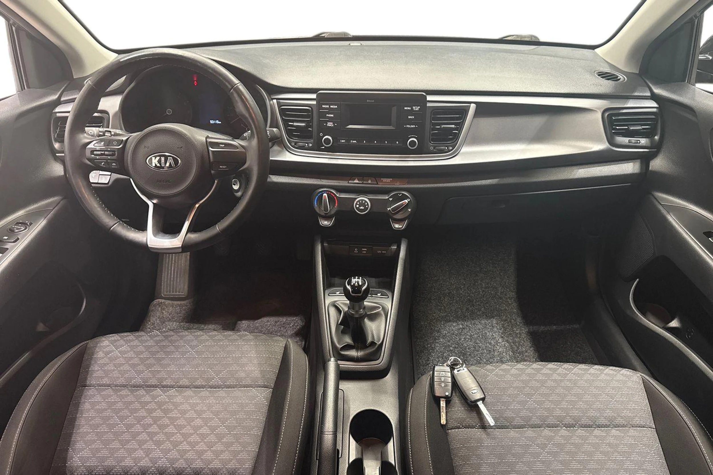 harmaa Kia Rio 2018 kuva 7.
