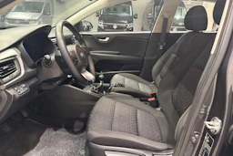harmaa Kia Rio 2018 kuva 16.
