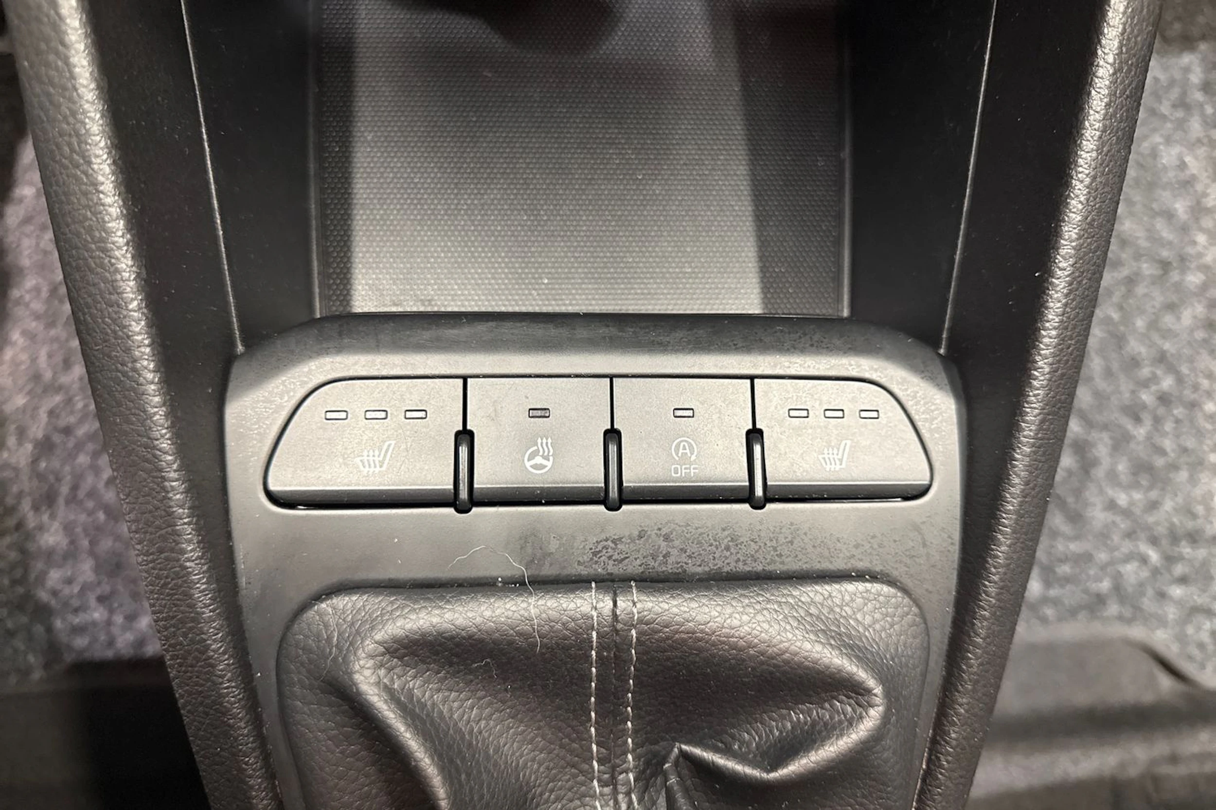 harmaa Kia Rio 2018 kuva 22.