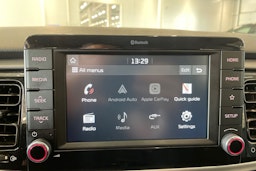 vihreä Kia Rio 2018 kuva 21.