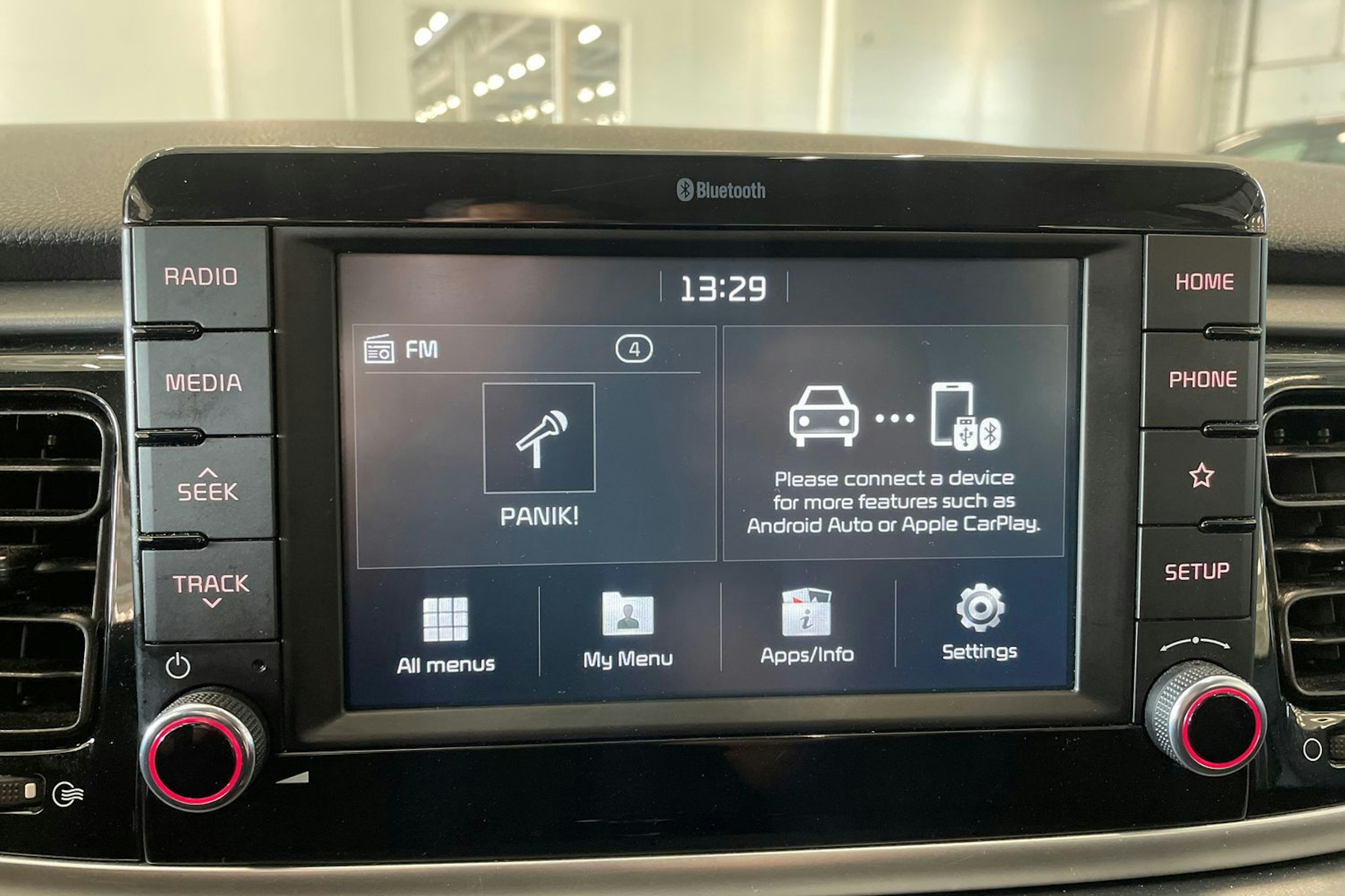 vihreä Kia Rio 2018 kuva 22.