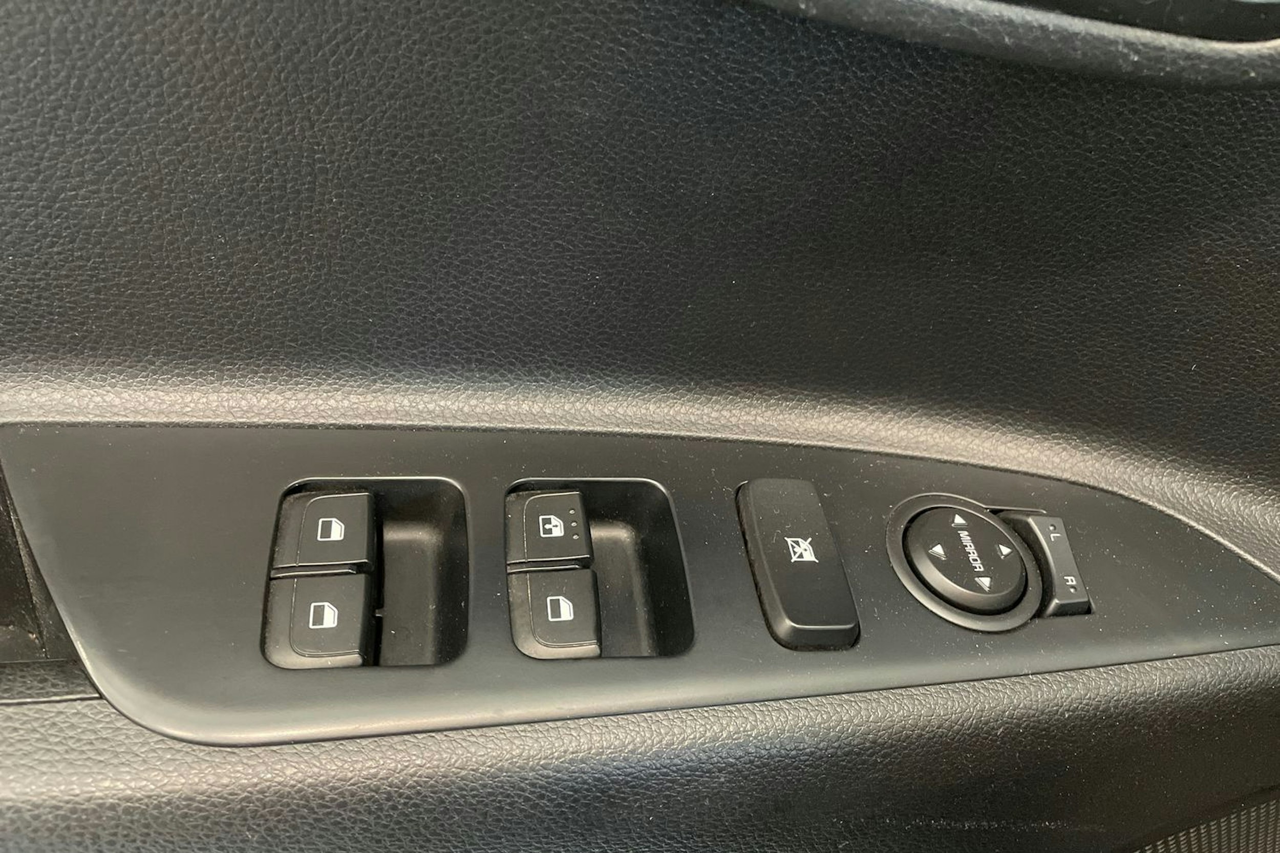 vihreä Kia Rio 2018 kuva 30.