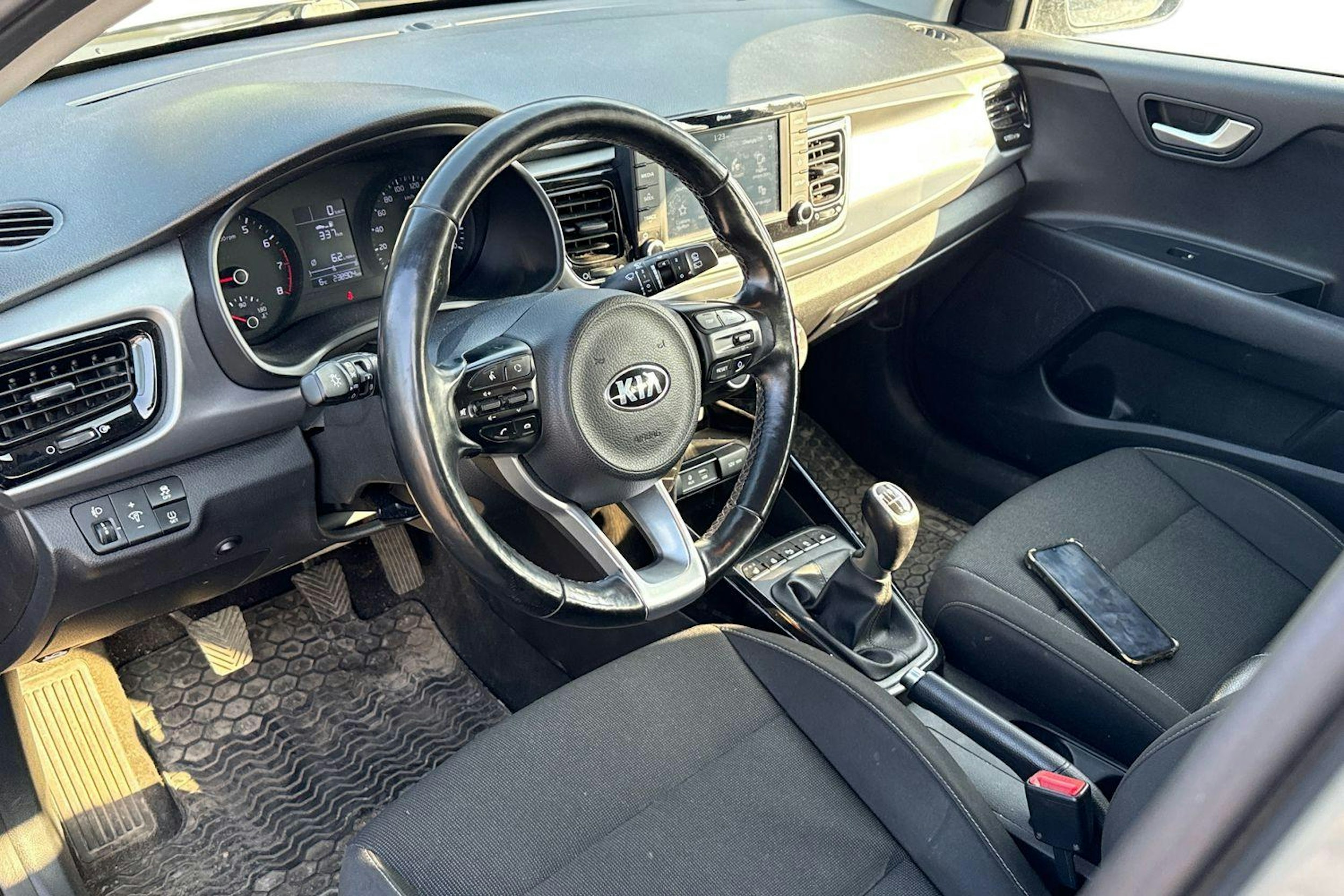 vihreä Kia Rio 2019 kuva 3.