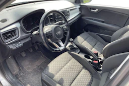 vihreä Kia Rio 2019 kuva 3.