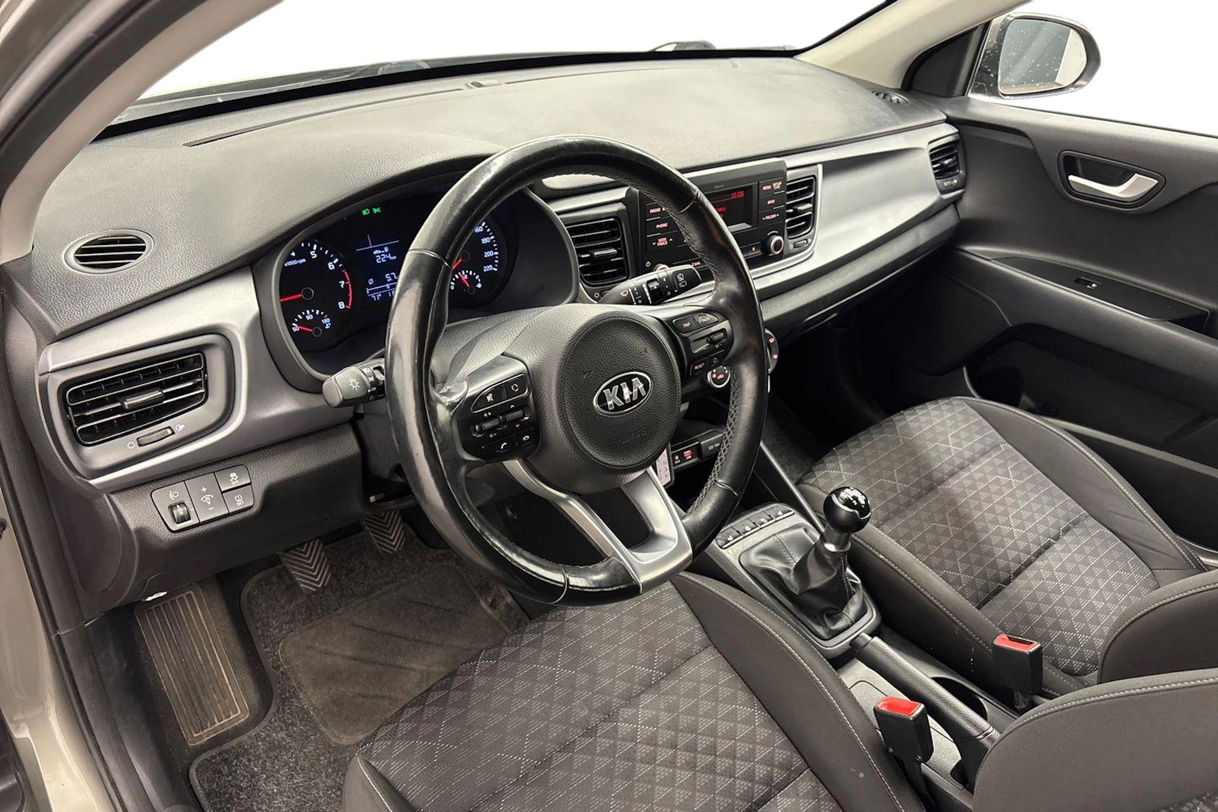 vihreä Kia Rio 2019 kuva 6.