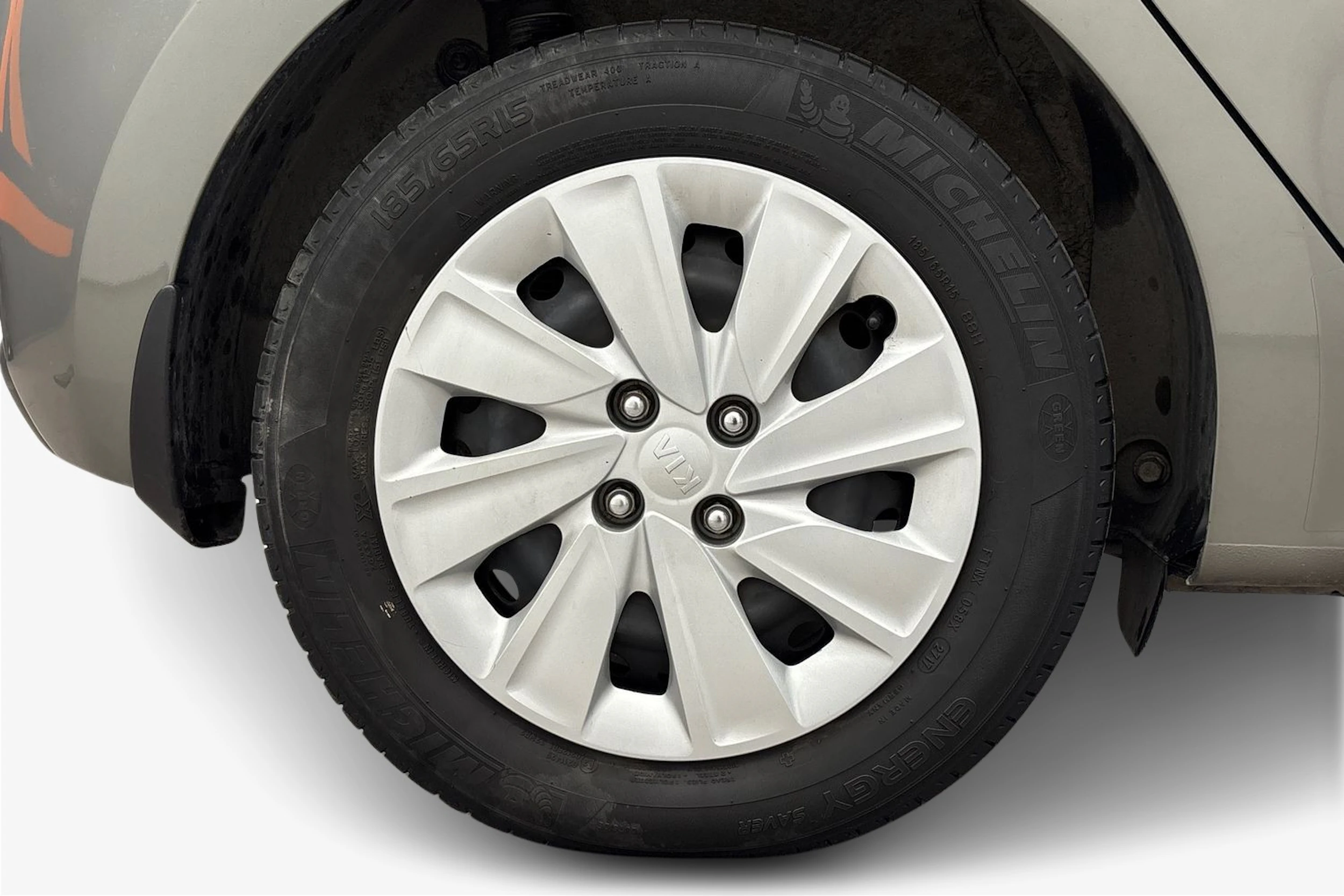 vihreä Kia Rio 2019 kuva 9.