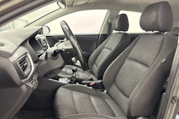 vihreä Kia Rio 2019 kuva 11.