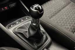vihreä Kia Rio 2019 kuva 17.
