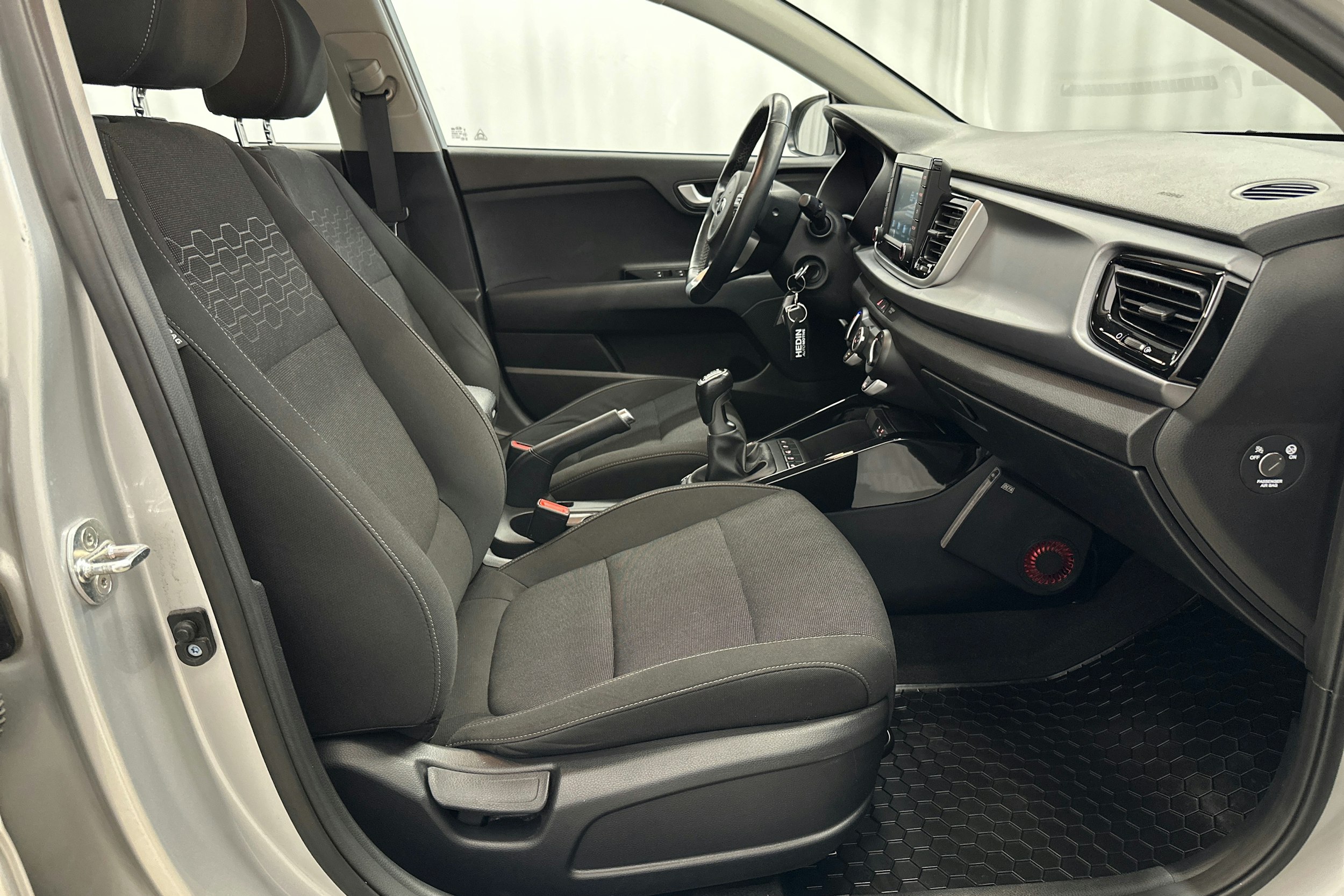 met. hopea Kia Rio 2019 kuva 14.