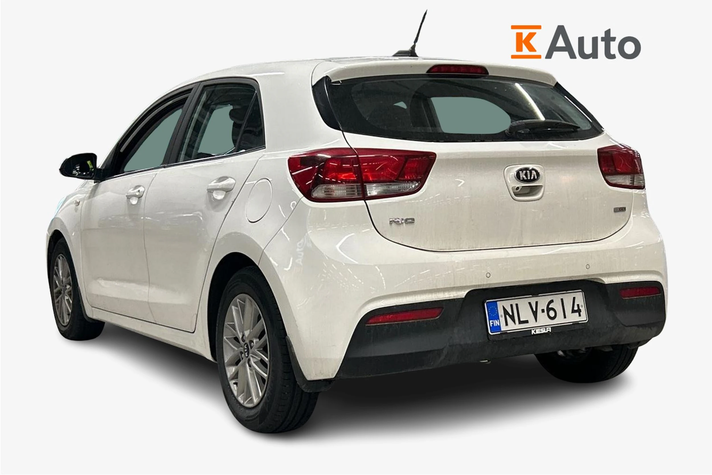valkoinen Kia Rio 2020 kuva 2.