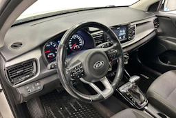 valkoinen Kia Rio 2020 kuva 6.
