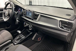 valkoinen Kia Rio 2020 kuva 12.