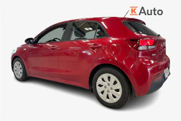 Punainen Kia Rio 2021 kuva 2.
