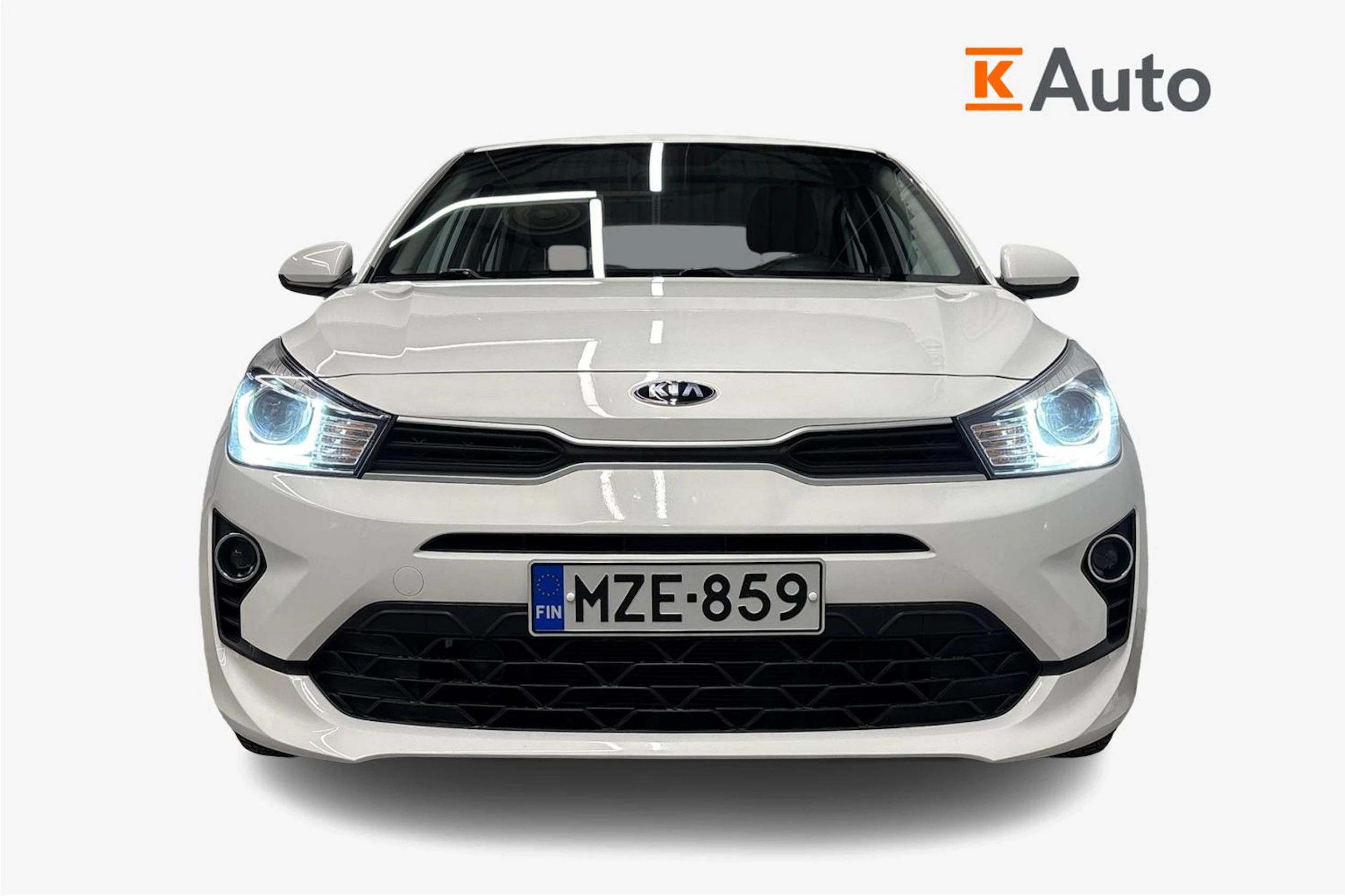 Valkoinen Kia Rio 2021 kuva 4.