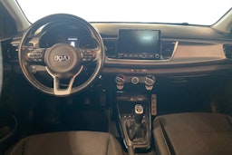 sininen Kia Rio 2021 kuva 9.