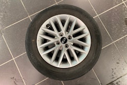 sininen Kia Rio 2021 kuva 13.