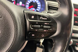 Hopea Kia Rio 2021 kuva 15.
