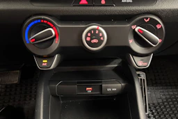 Hopea Kia Rio 2021 kuva 17.
