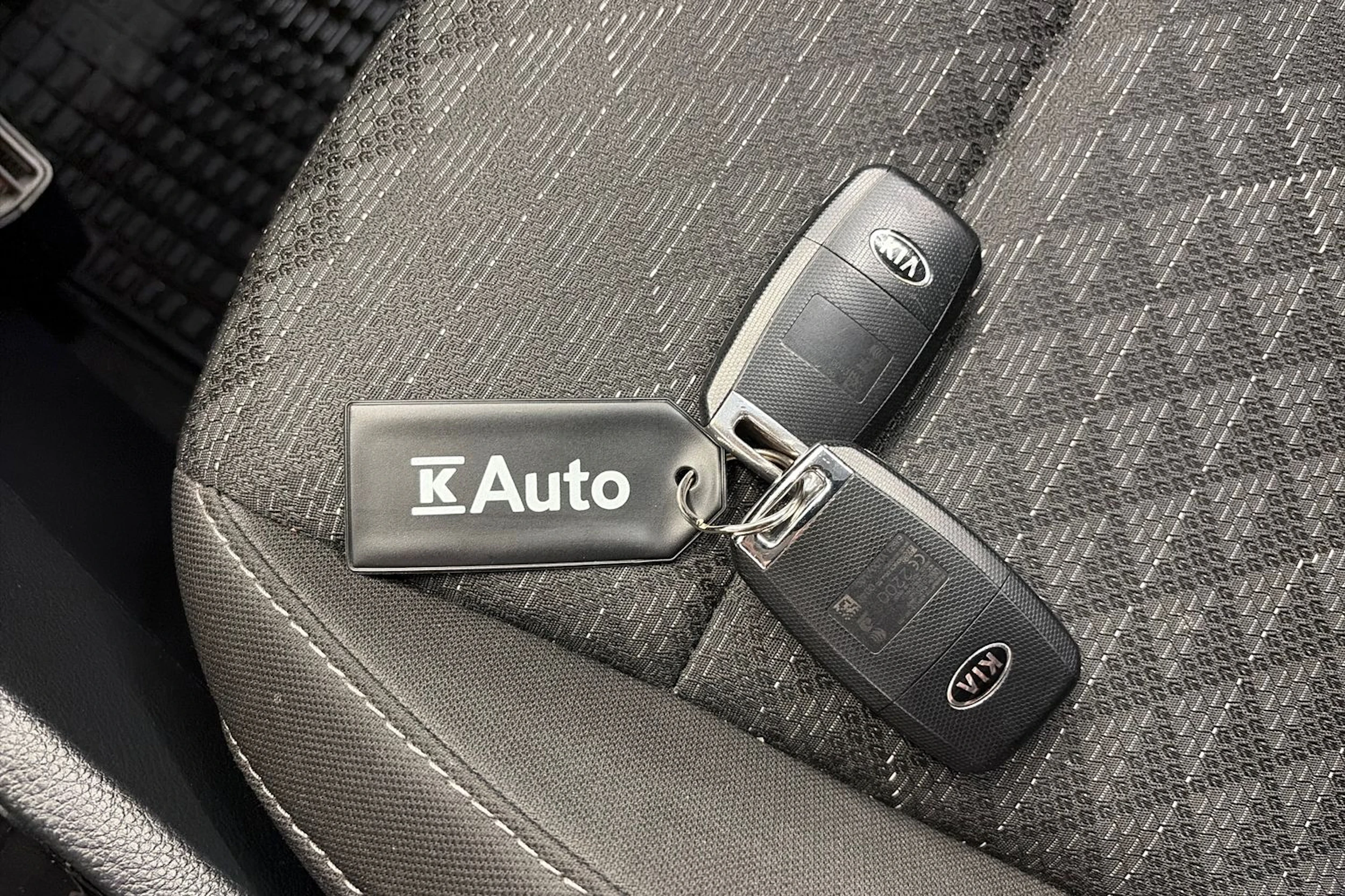 Hopea Kia Rio 2021 kuva 23.