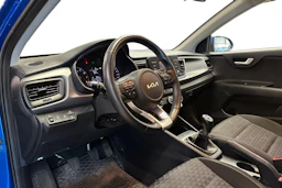 sininen Kia Rio 2022 kuva 3.