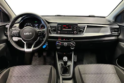 sininen Kia Rio 2022 kuva 7.