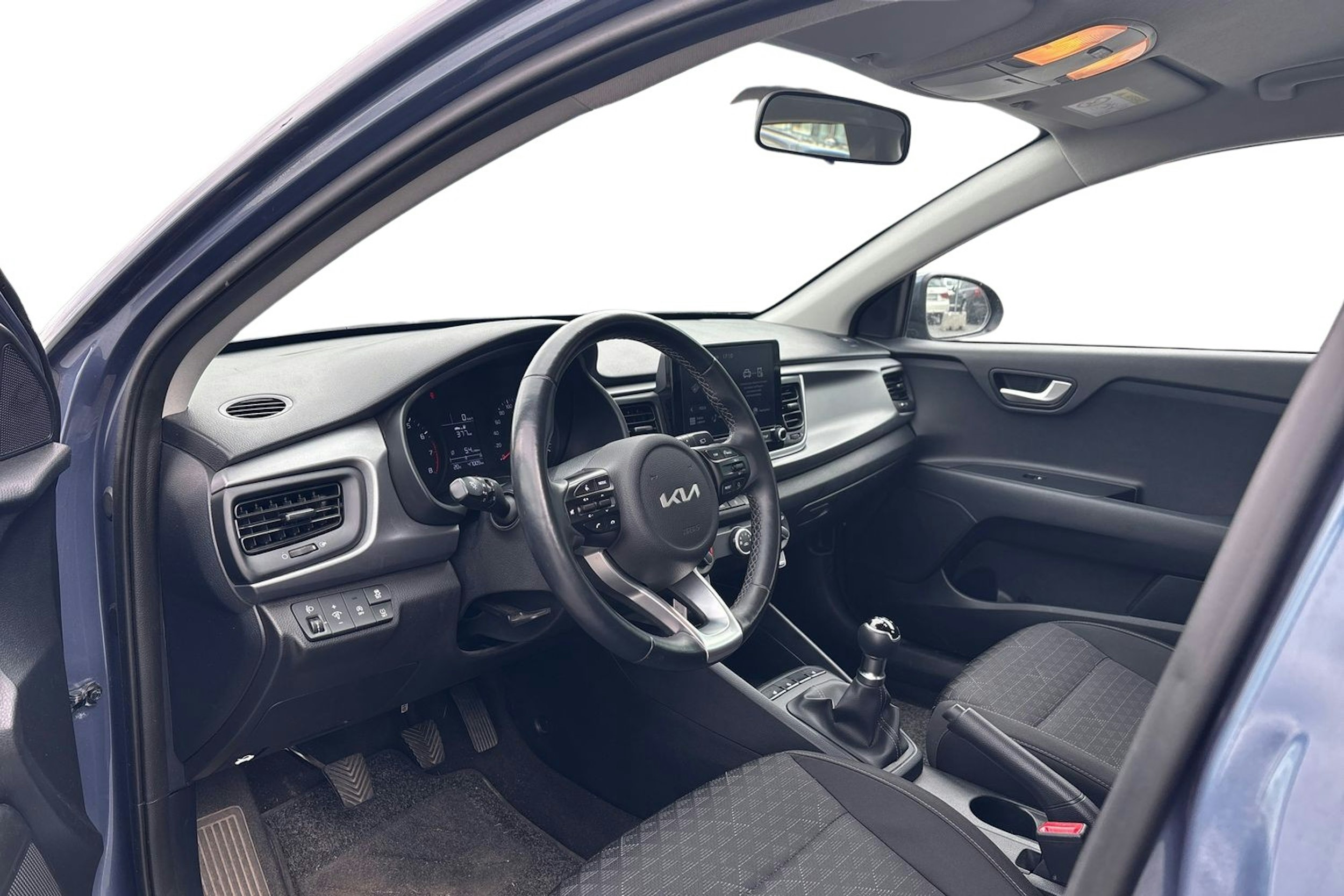 sininen Kia Rio 2022 kuva 3.