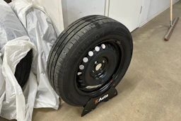 valkoinen Kia Rio 2022 kuva 13.