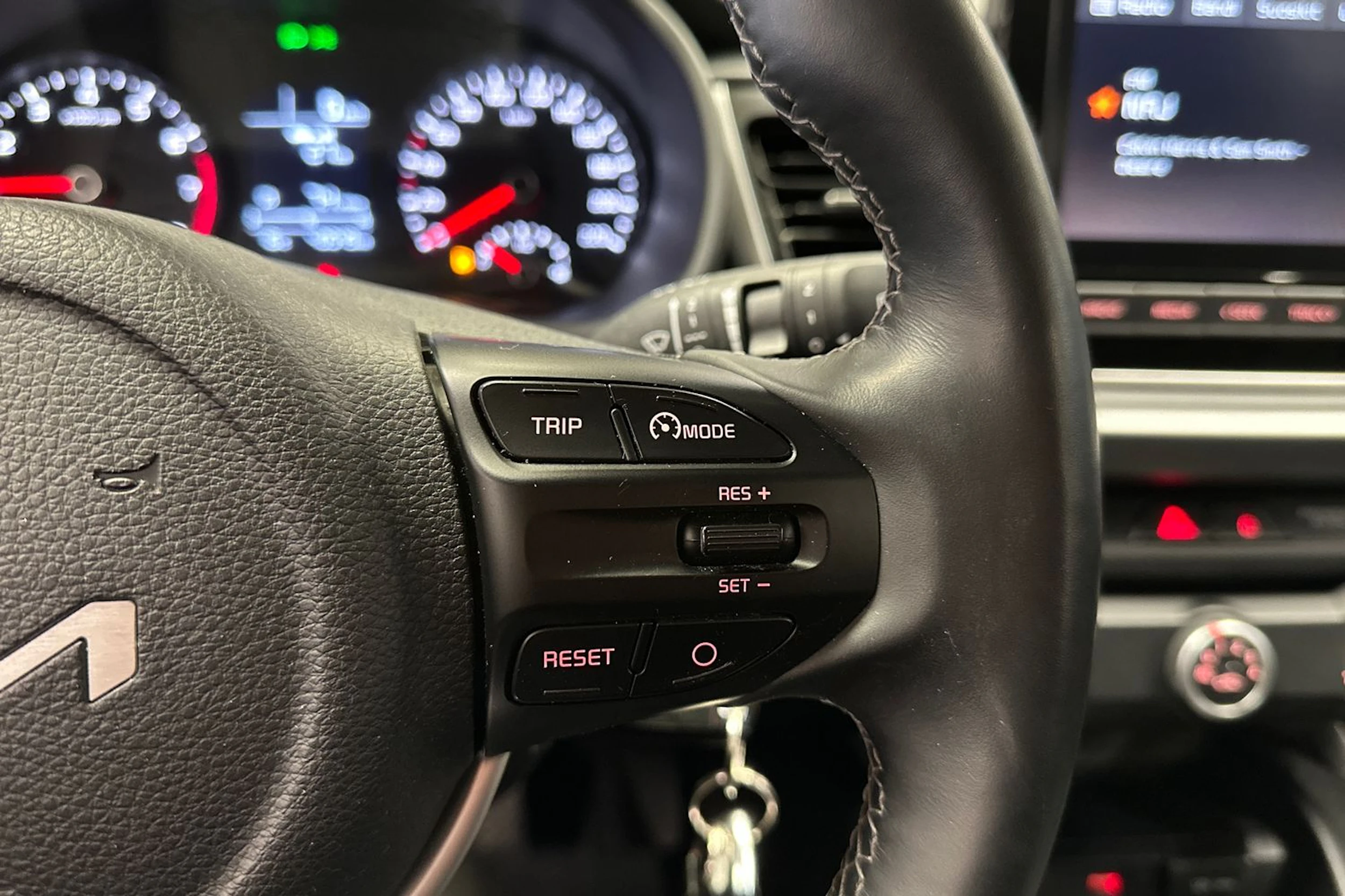 valkoinen Kia Rio 2022 kuva 22.