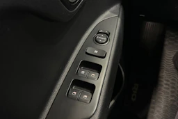 valkoinen Kia Rio 2022 kuva 24.