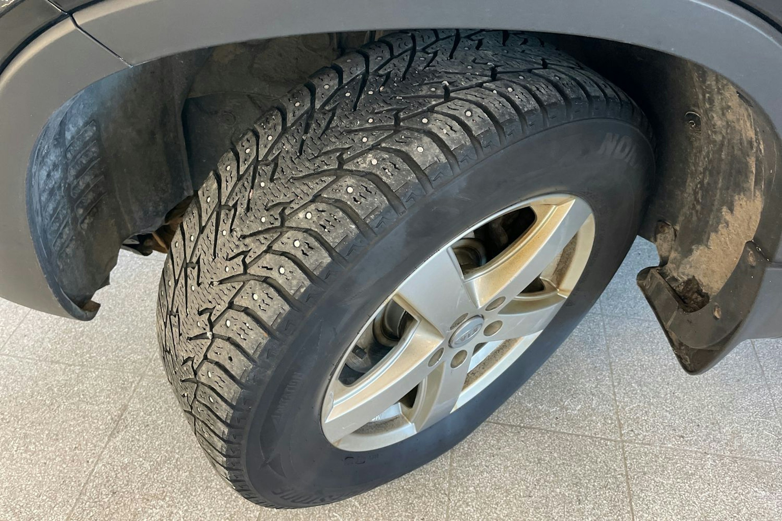 Musta Kia Sorento 2010 kuva 10.